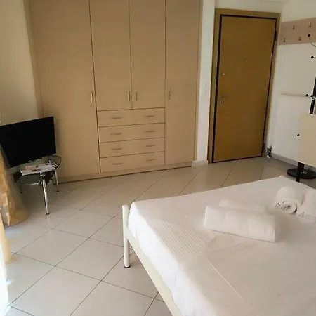 Flat In Apartament Loutráki